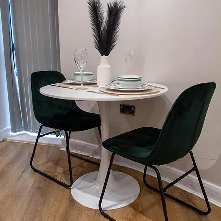 1bed Modern By Victoria Quarter