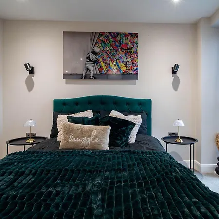 1bed Modern By Victoria Quarter Apartament